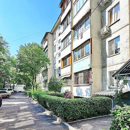 Апартаменты 10-Й Микрорайон, 5А Almaty Bagian luar foto