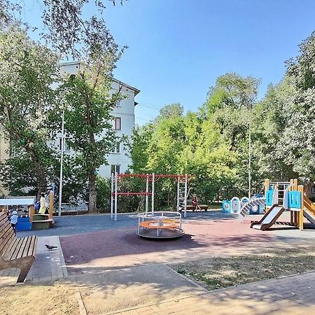 Апартаменты 10-Й Микрорайон, 5А Almaty Bagian luar foto