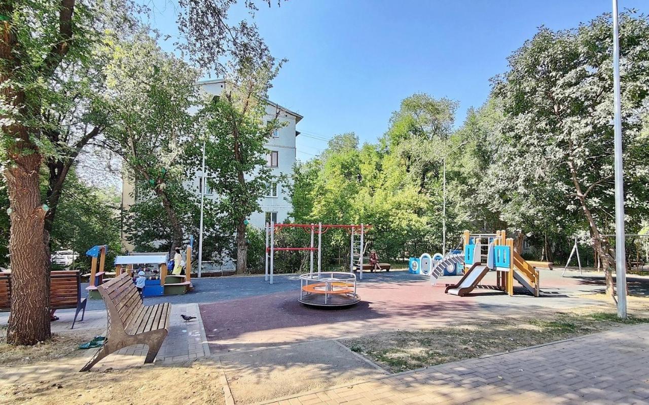 Апартаменты 10-Й Микрорайон, 5А Almaty Bagian luar foto